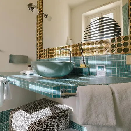3 10 Corso 4* Milánó