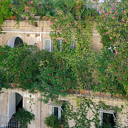 3 10 Corso Milánó