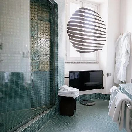3 10 Corso 4* Μιλάνο