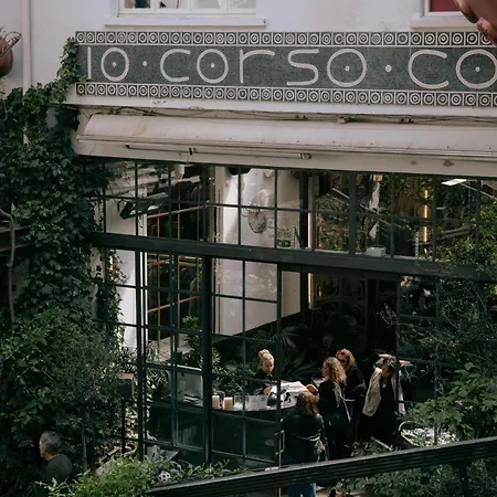 3 10 Corso Couette-café Milan